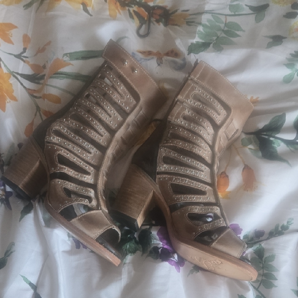 Freebird by Steven Tan and Brown Heeled Boots